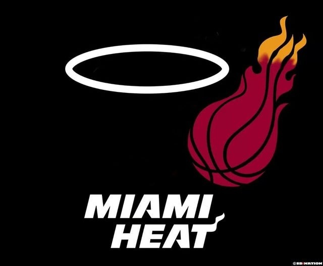 主裁：夸安萨拉拽丘库埃梅卡没判罚？这是极轻微、无效的拉拽（主裁回应夸安萨拉拉拽丘库埃梅卡未判：接触极轻微，拉拽无实质影响）