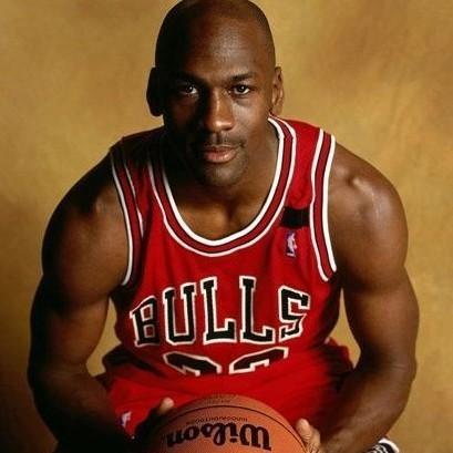 马德兴：米利西奇不敢热身U17女足，一年半不换血，足协当断则断（马德兴：米利西奇回避与U17女足热身，球队一年半未换血，足协该果断决策）