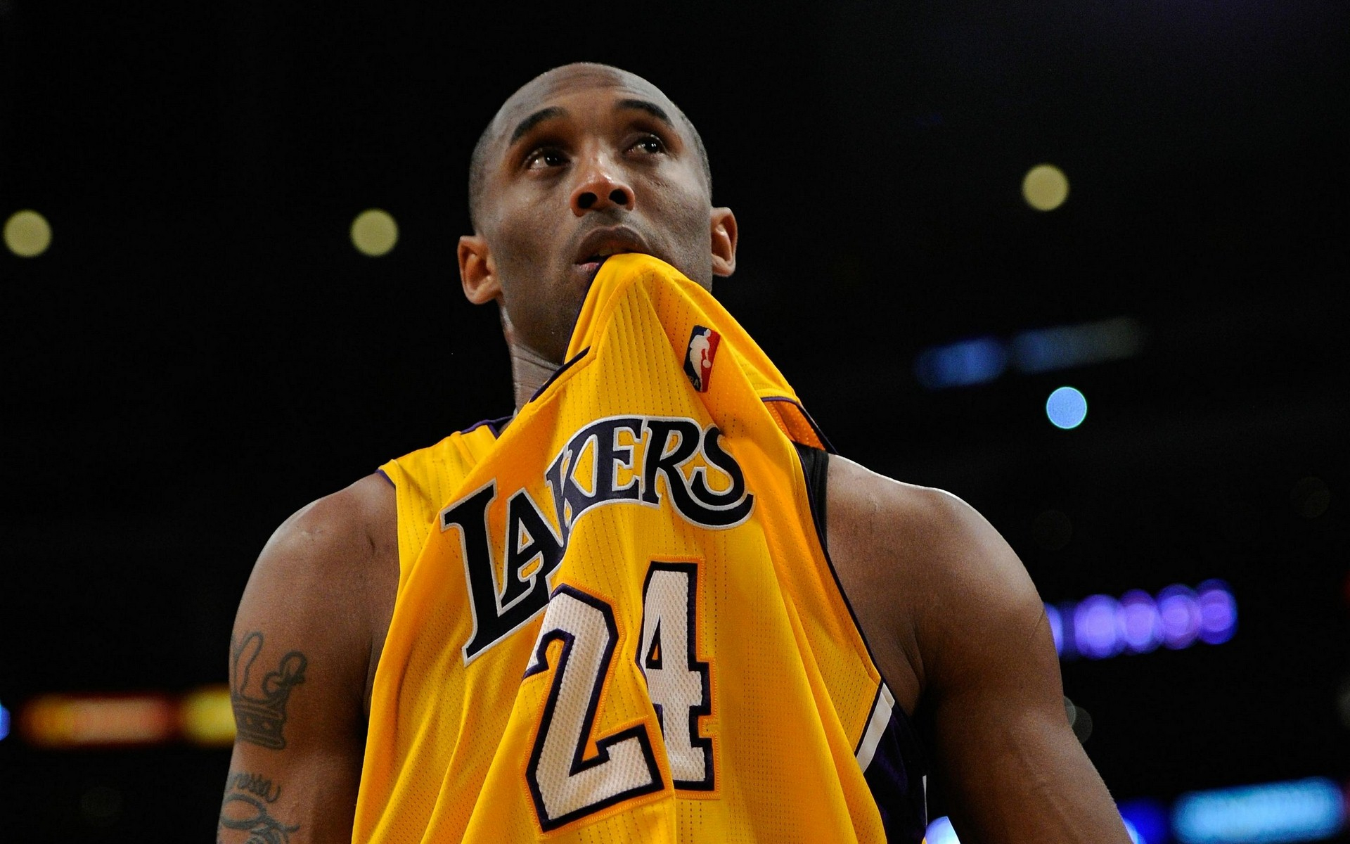 库杜斯：孙兴慜是我们的榜样，有点遗憾没能和他踢更多比赛（库杜斯：孙兴慜堪称典范，未能与他更多对决令人遗憾）