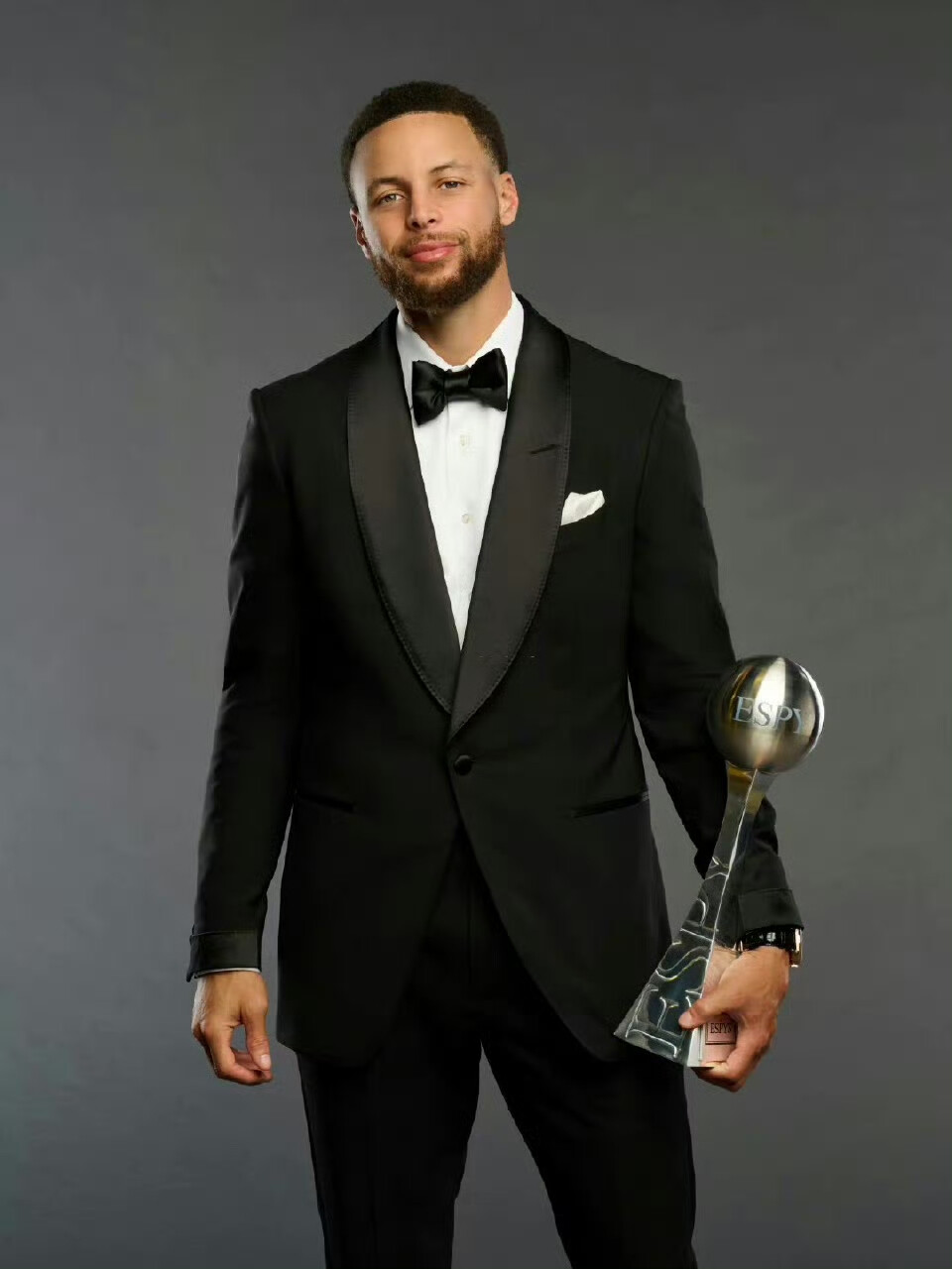 输曼城不会下课？阿斯报：皇马高层将西超杯视为阿隆索的最后机会（阿斯：皇马高层将西超杯定为阿隆索最后机会，输曼城也未必下课）