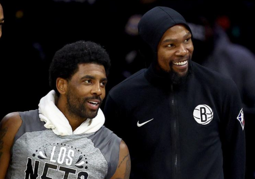 乌姆蒂蒂：德尚是顶级教练标杆；博格巴心理强大能重返巅峰（乌姆蒂蒂：德尚堪称顶级教练典范，博格巴心态强大有望重返巅峰）